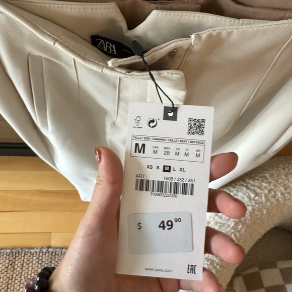 Zara brand new high waisted pants in M - Picture 4 of 4
